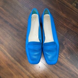 Enzo Angiolini 6.5 women’s blue flats